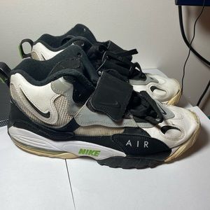 Nike Air Speed Turf ‘Chrolophyll’ size 10.5